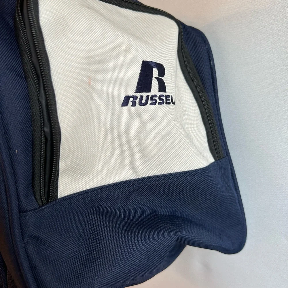 RUSSELL EXCLUSIVELY DISTRIBUTED BY PREMIUM BAGS,LLC LOGO NCCA FINAL FOUR DUFFEL